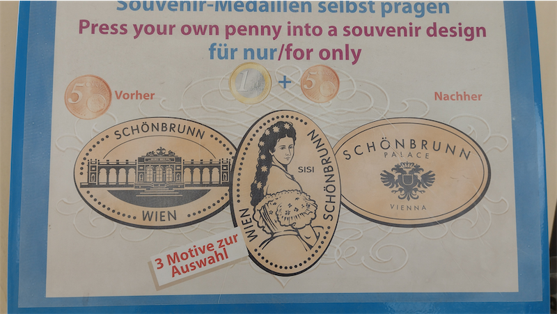 Schönbrunni kastély előtti tér nyugati bejárata