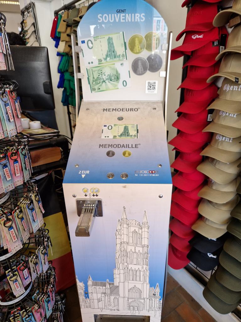 Sint-Baafsplein souvenir boltban